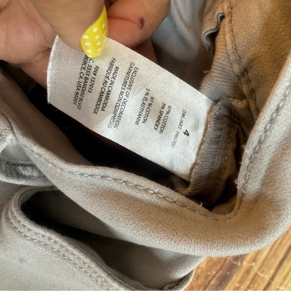Gap Women’s Light Grey Mid Rise Skinny Pants Size 4 - Picture 8 of 11
